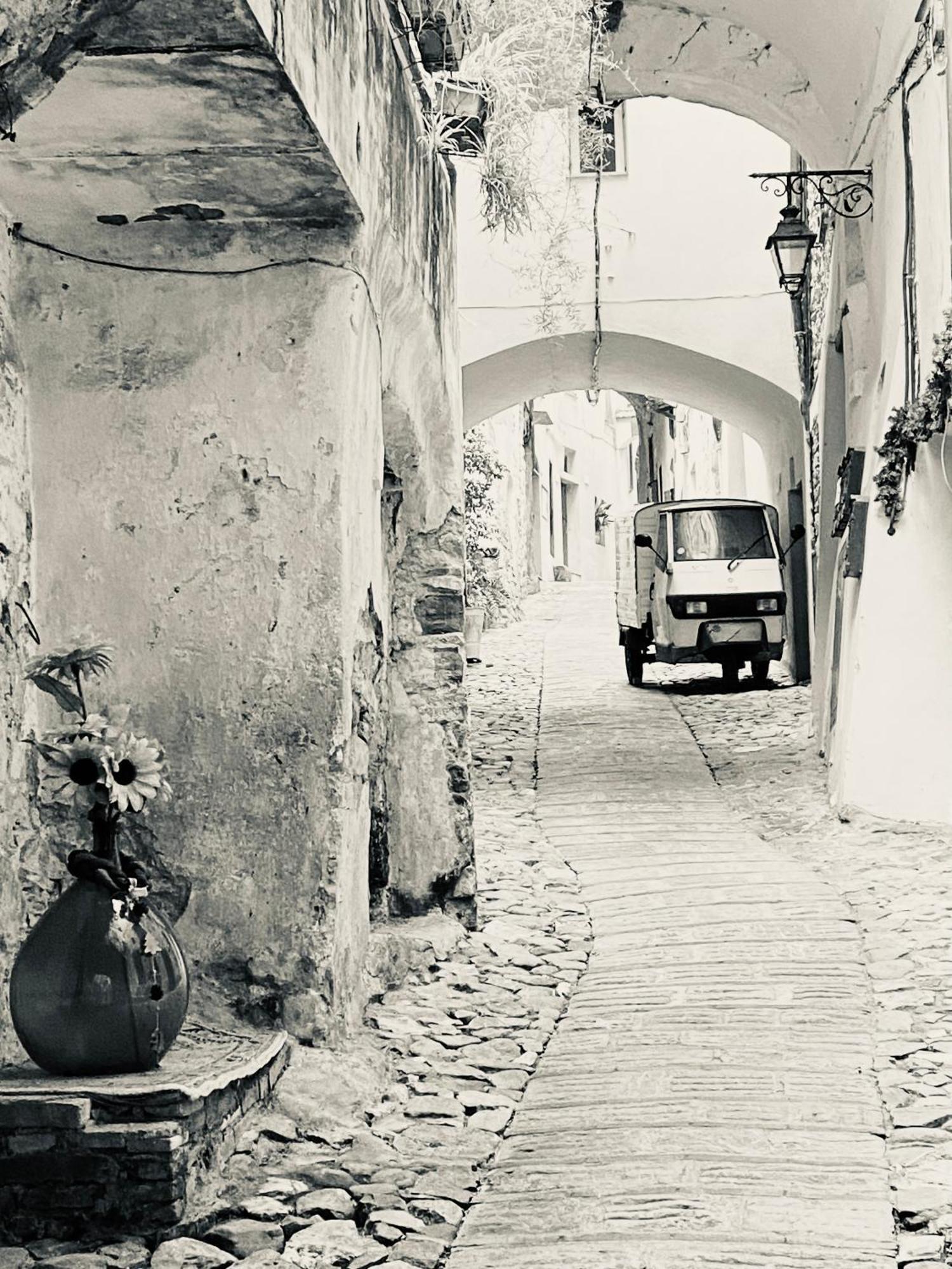 A Ca Du Barba Ge Acomodação com café da manhã Vallebona Exterior foto