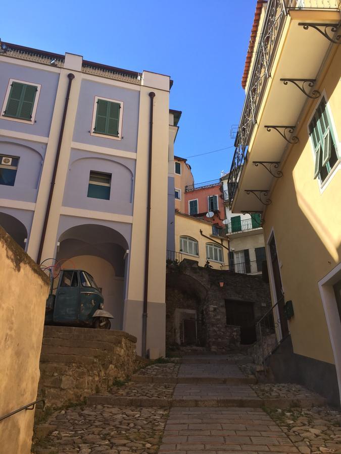A Ca Du Barba Ge Acomodação com café da manhã Vallebona Exterior foto